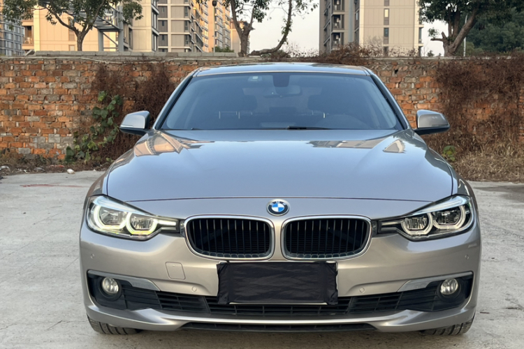 宝马3系 2016款 320Li 时尚型车身外观6002