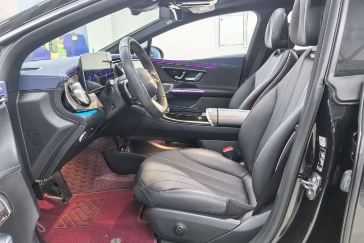 奔驰EQE 2022款 350 先锋版中控内饰7005