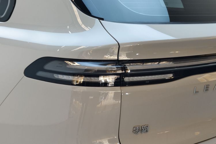 零跑汽车 零跑C10 2024款 210激光雷达版车身外观6008