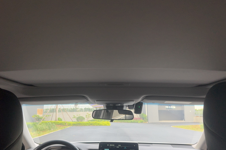 丰田 凯美瑞 2023款 2.0G 豪华版中控内饰7008