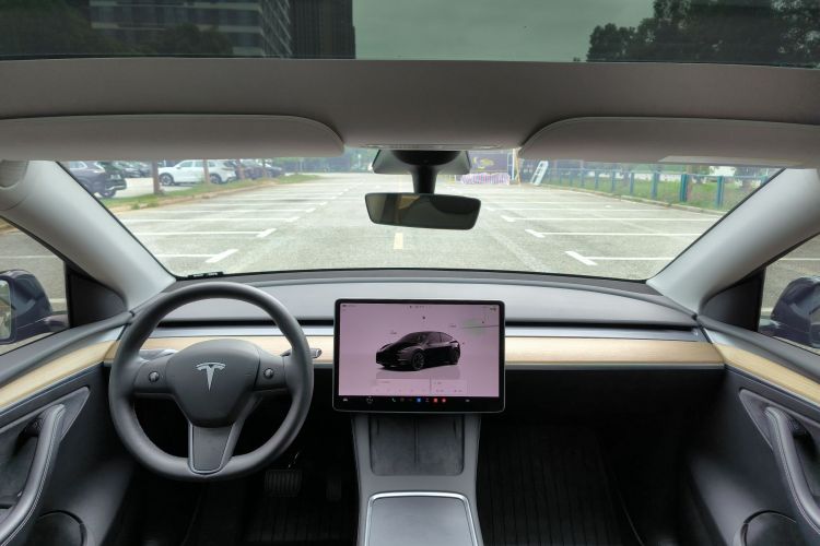 特斯拉 Model Y 2022款 改款 后轮驱动版局部细节14