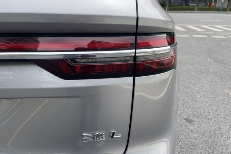 吉利汽车 星越L 2021款 2.0TD DCT EVO两驱智尊型局部细节9002