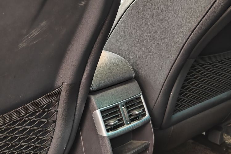 DS 5LS 2016款 1.6T 豪华版THP160中控内饰7003