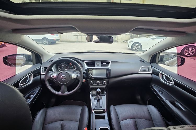 日产 轩逸 2018款 1.6XV CVT尊享版中控内饰7004