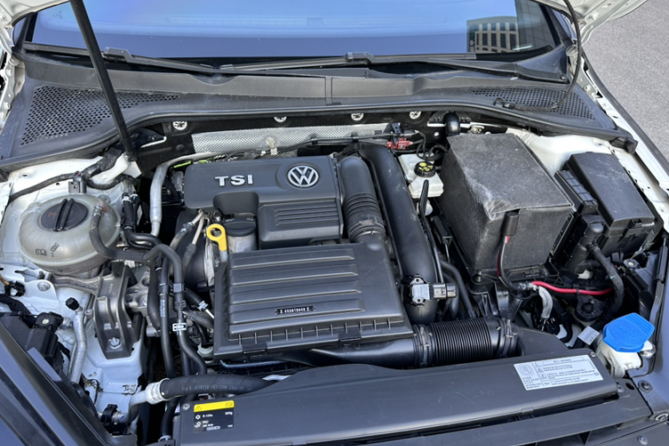 大众 高尔夫 2016款 1.4TSI 自动R-Line中控内饰7002