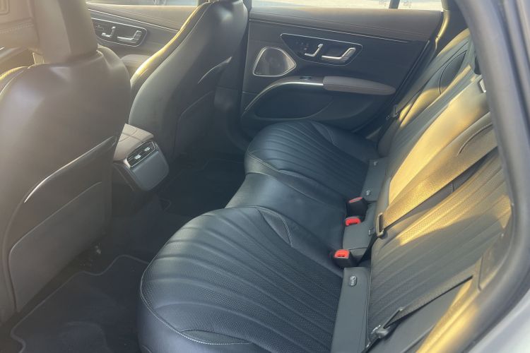 奔驰EQS 2022款 改款 450+ 先锋版中控内饰7004