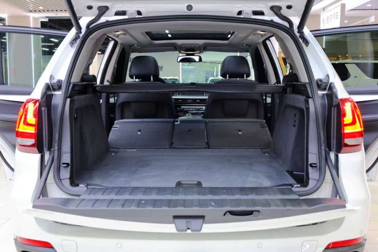 宝马X5(进口) 2019款 xDrive40i M运动套装局部细节23