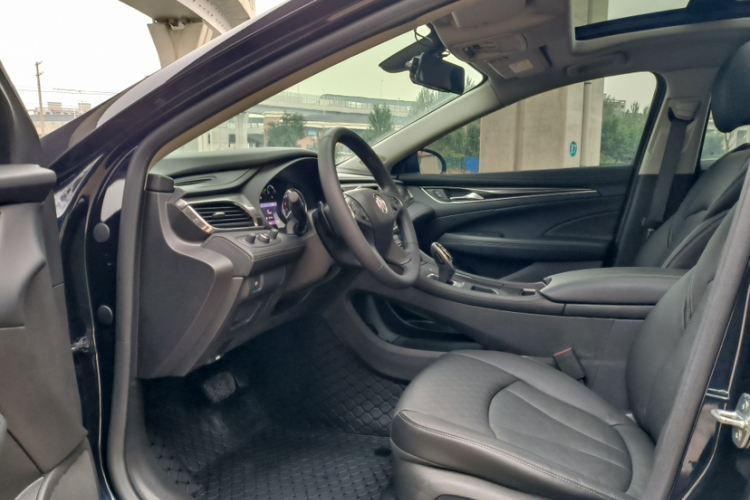 别克 君越 2021款 552T 豪华型局部细节19