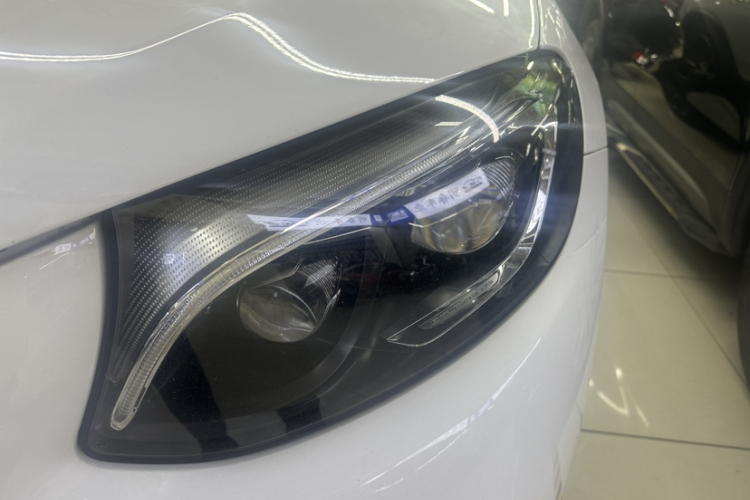 奔驰GLC轿跑 AMG 2017款 AMG GLC 43 4MATIC 轿跑SUV局部细节36