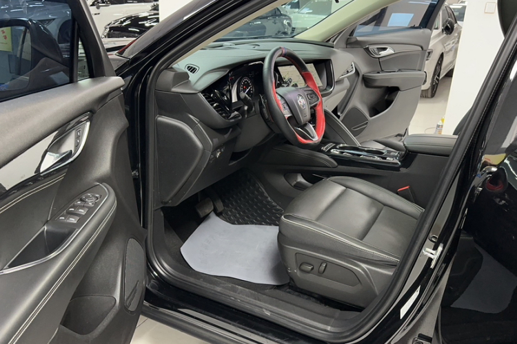 别克 2022款 昂科威S 552T 两驱豪华型中控内饰7003