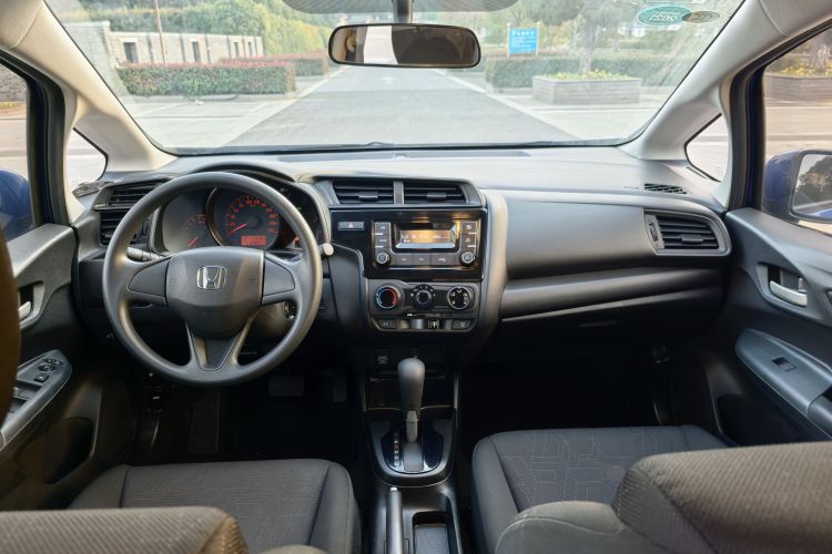 本田 飞度 2018款 1.5L CVT舒适天窗版中控内饰7001