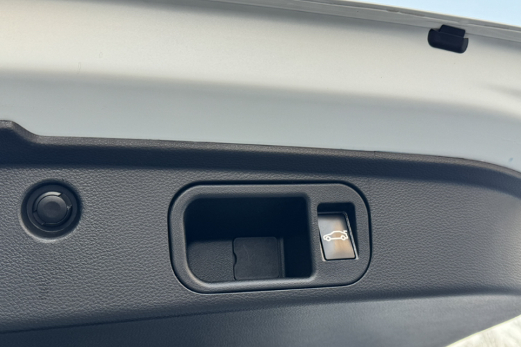 广汽传祺 传祺M6 2023款 PRO 270T DCT尊享版中控内饰7006