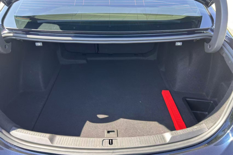 别克 君越 2021款 652T 豪华型中控内饰7009