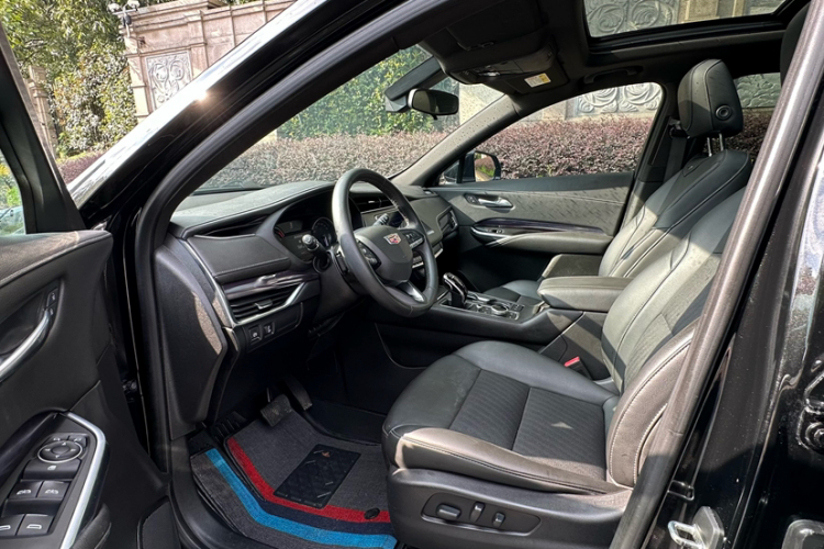 凯迪拉克XT4 2022款 28T 两驱风尚型局部细节19