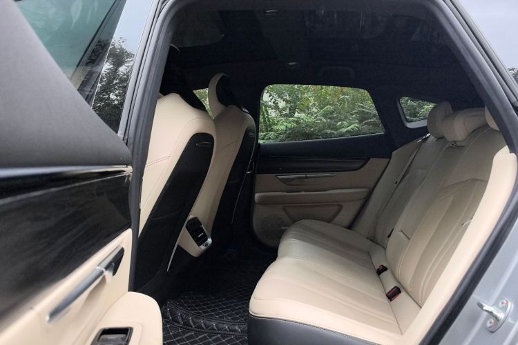 小鹏P7 2020款 670E中控内饰7005