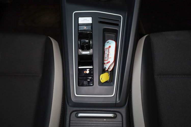 大众 高尔夫 2021款 200TSI DSG Pro中控内饰7003