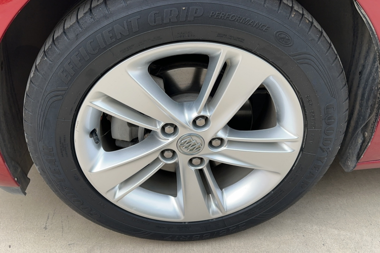 别克 君威 2017款 20T 精英型车身外观6010