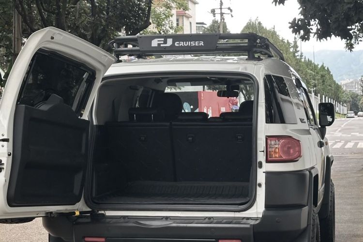 丰田 FJ酷路泽（平行进口）中控内饰7001