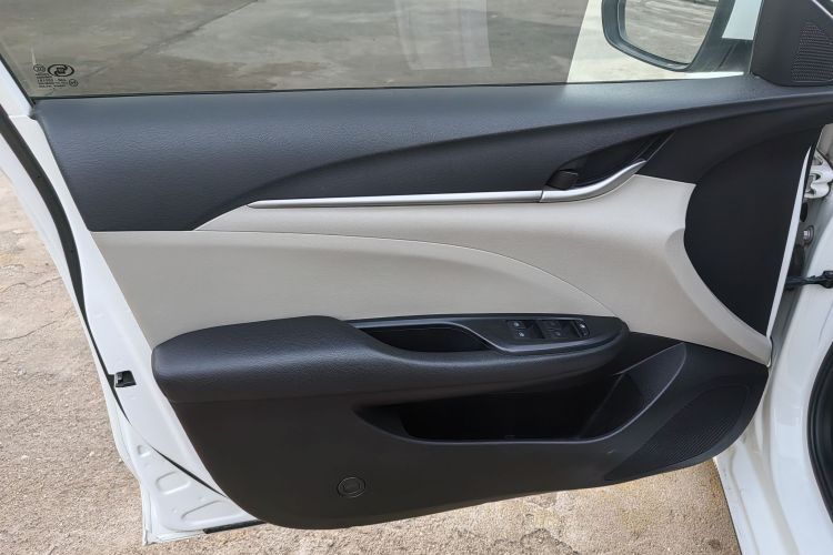 别克 英朗 2018款 15T 双离合精英型 国V中控内饰7011