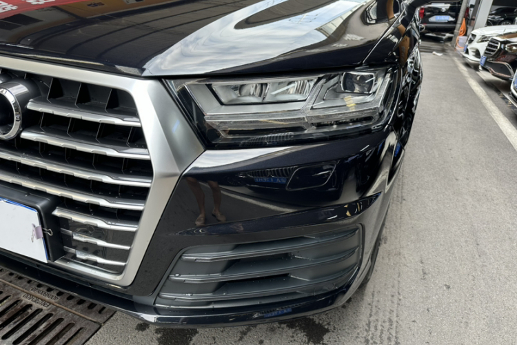 奥迪Q7 2018款 40 TFSI S line运动型局部细节36