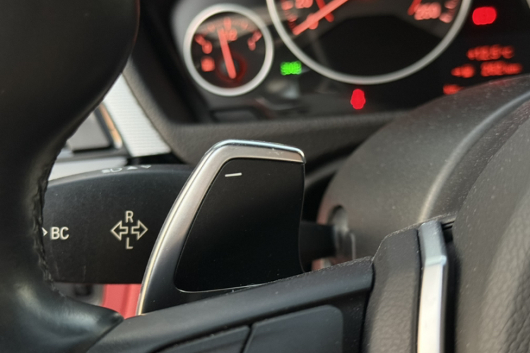 宝马4系 2016款 430i Gran Coupe M运动型中控内饰7005