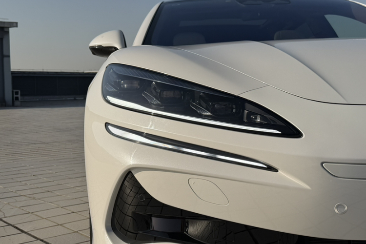 腾势Z9GT 2024款 1100四驱Max版局部细节36