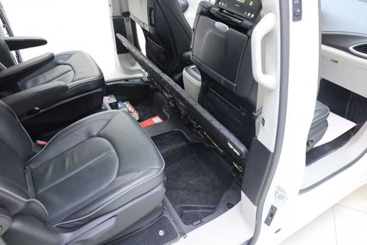 克莱斯勒 大捷龙(进口) 2017款 3.6L 尊享版中控内饰7010