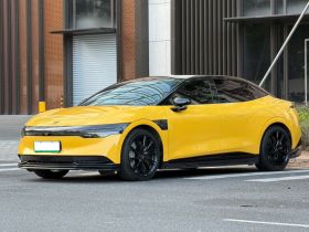 极氪007 2024款 四驱性能版 100kWh