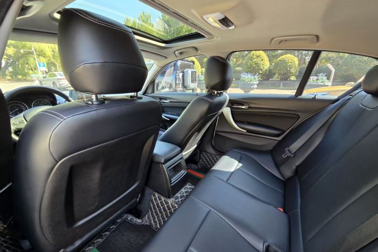 宝马1系(进口) 2013款 改款 116i 领先型中控内饰7002