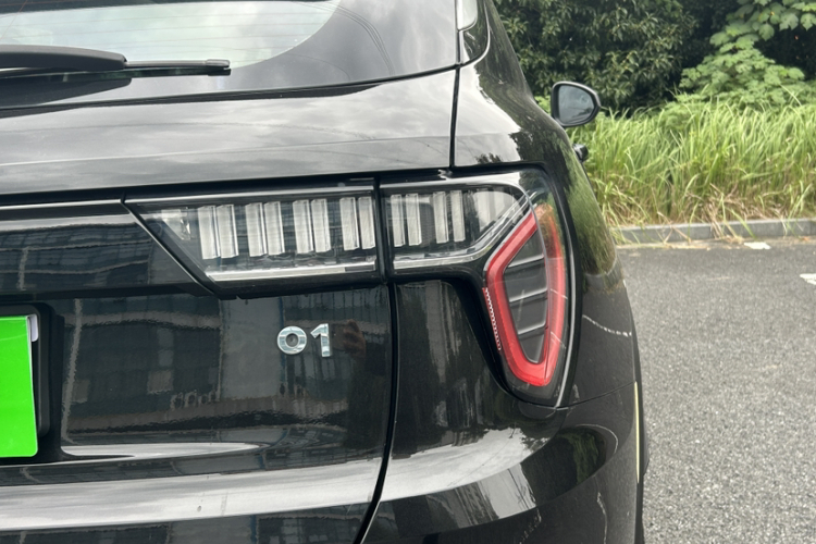 领克01 2021款 2.0TD 两驱型Pro车身外观6009