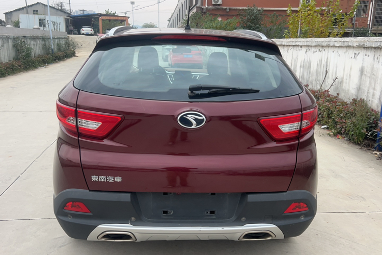 东南DX7 2015款 1.5T 自动豪华型车身外观6007