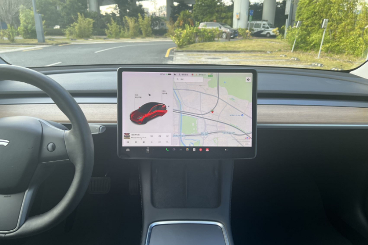 特斯拉 Model 3 2021款 标准续航后驱升级版中控内饰7005