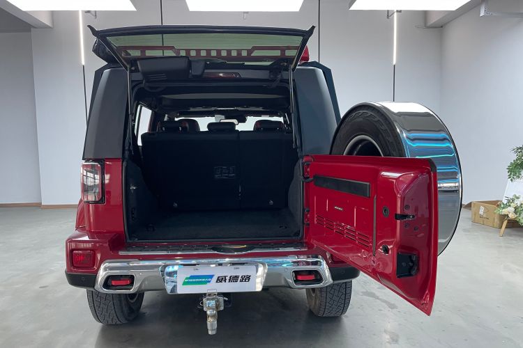 北京BJ40 2019款 2.3T 自动四驱城市猎人版旗舰型 国VI中控内饰7009