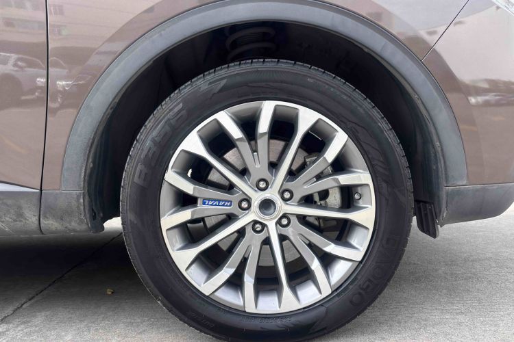 哈弗H6 2017款 蓝标 1.5T 自动两驱智尚型车身外观6008