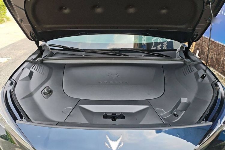 ARCFOX极狐 极狐 阿尔法T5(ARCFOX αT5) 2025款 520 PRO中控内饰7008