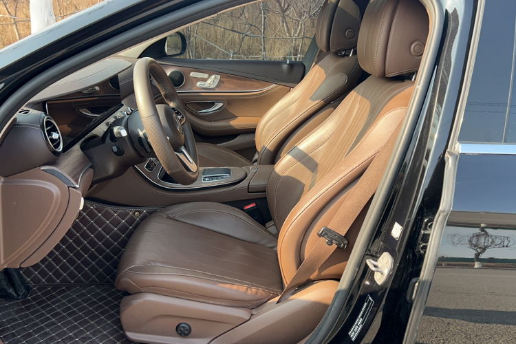 奔驰E级 2020款 改款 E 300 L 时尚型局部细节19