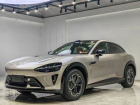 小米汽车 小米YU7 2025款 超长续航后驱版