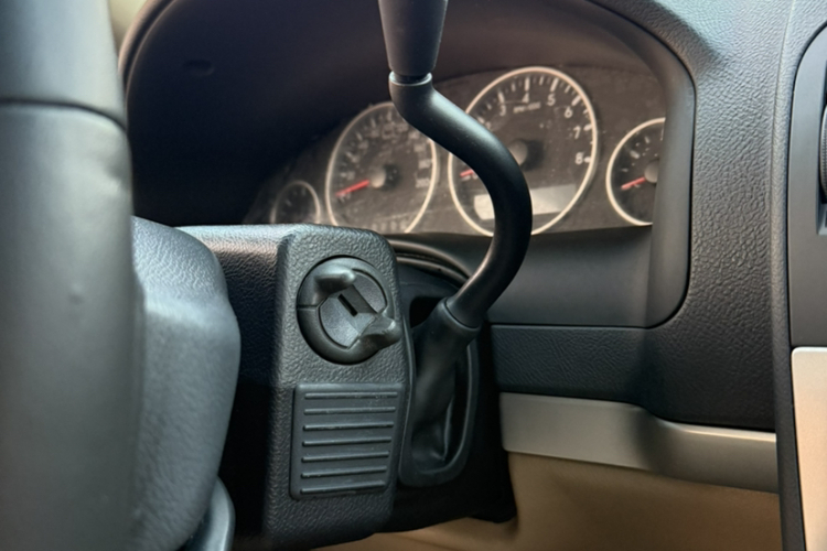 别克GL8 2014款 2.4L 行政版局部细节18