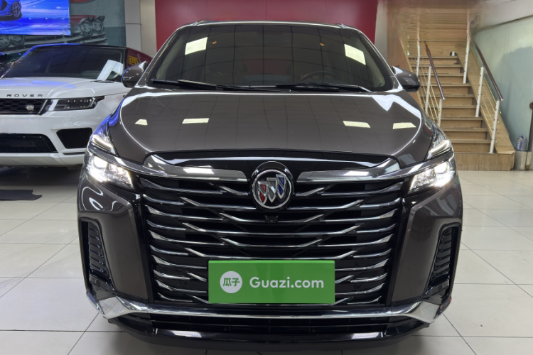 别克GL8 2023款 改款 陆上公务舱 豪华型车身外观6002