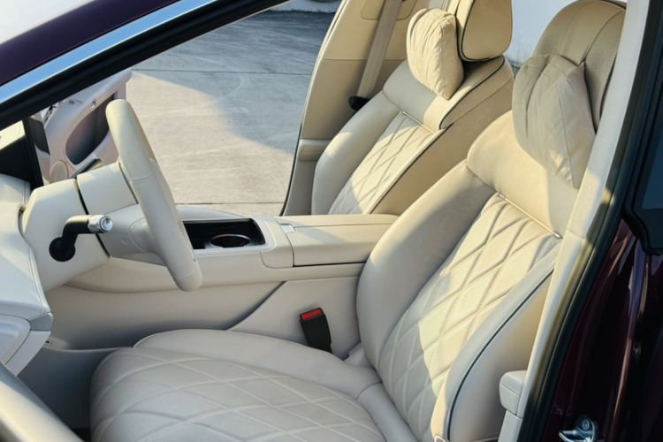 鸿蒙智行 享界S9 2025款 增程 Ultra车身外观6009