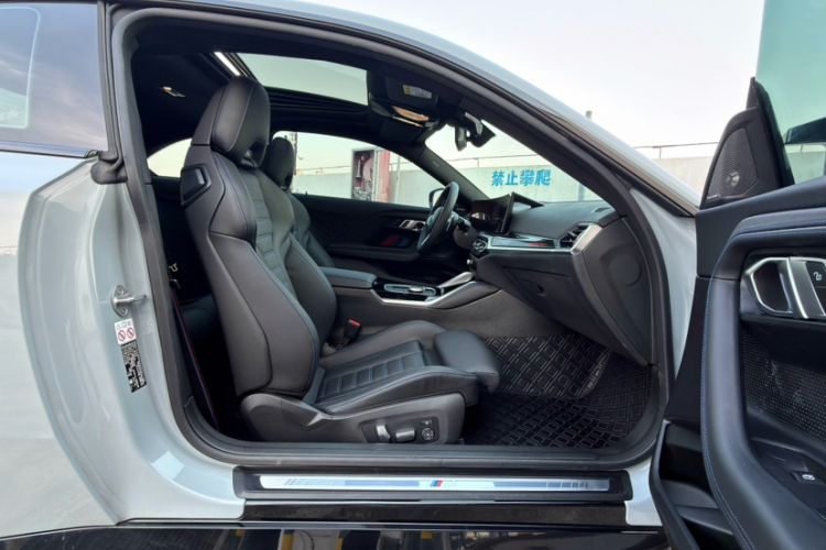 宝马2系(进口) 2023款 M240i中控内饰7009