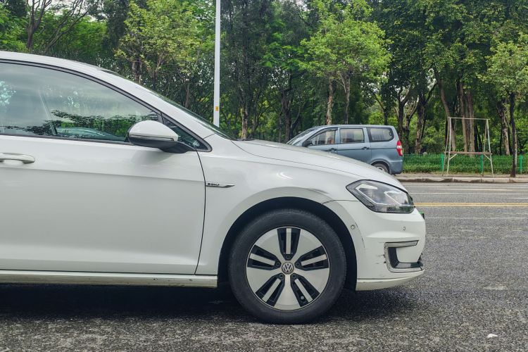 大众 高尔夫新能源(进口) 2018款 e-Golf车身外观6005