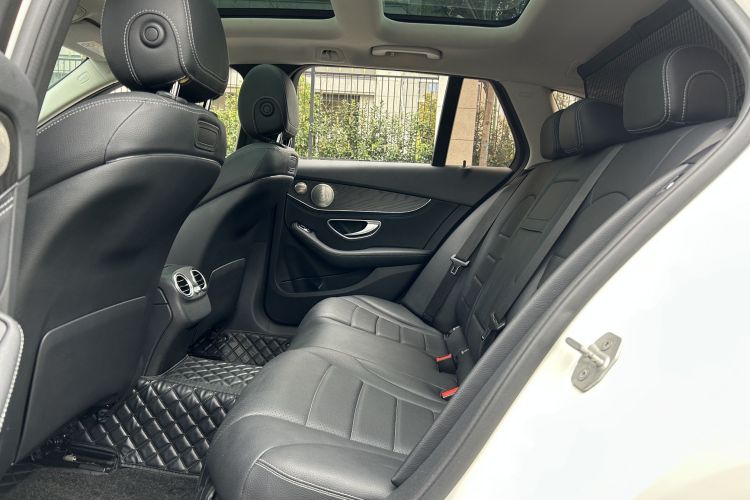 奔驰C级(进口) 2015款 C 200 旅行轿车中控内饰7006