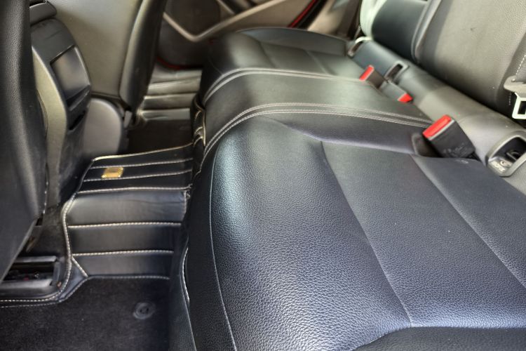 奔驰CLA 2018款 CLA 200 时尚型中控内饰7011