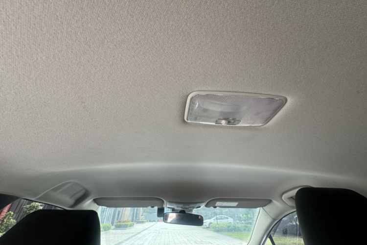 丰田 卡罗拉 2022款 1.2T S-CVT先锋PLUS版局部细节22