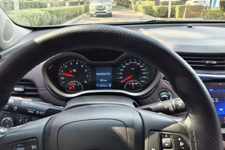雪佛兰 迈锐宝 2018款 530T 自动风尚版中控内饰15