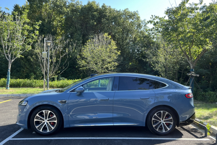 鸿蒙智行 智界R7 2024款 纯电 736km UItra车身外观6008