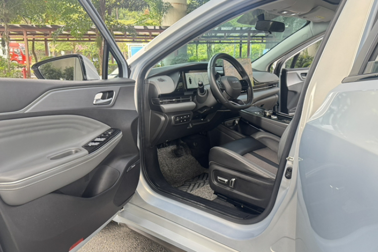 埃安 AION S Plus 2022款 70 智领版中控内饰7008