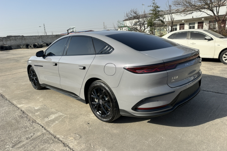 比亚迪 汉 2025款 DM-i 125KM精英型车身外观6004