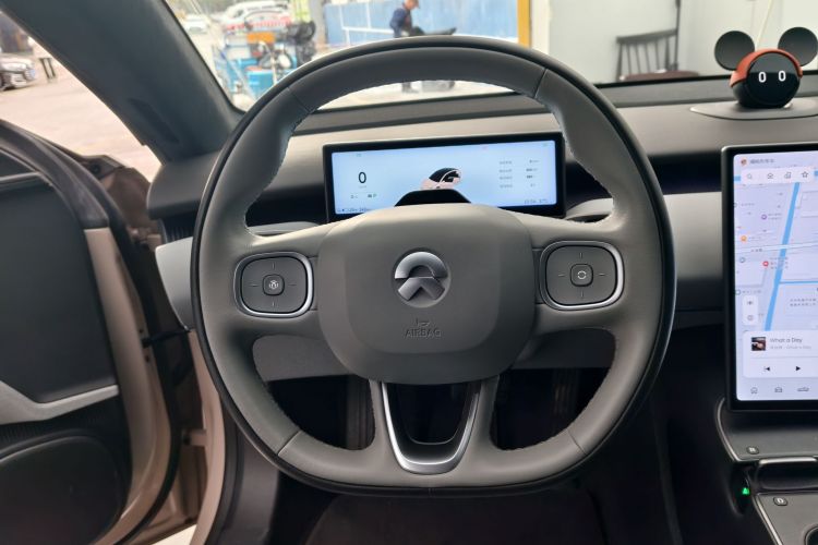 蔚来ET5 2022款 75kWh中控内饰7005